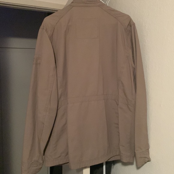 Abercrombie - Picture 5 of 6